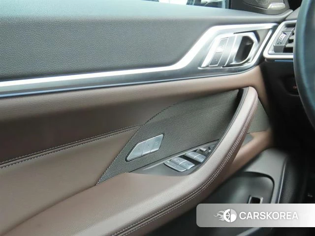 BMW i4 2023 Белый из Кореи, фото 5