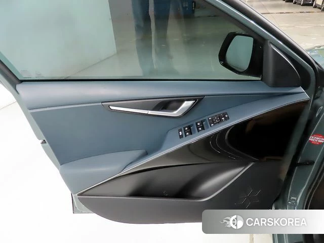 Kia Di Ol Nu Niro 2022 Темно-зеленый из Кореи, фото 5