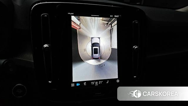 Volvo XC40 2023 Небесно-голубой из Кореи, фото 5