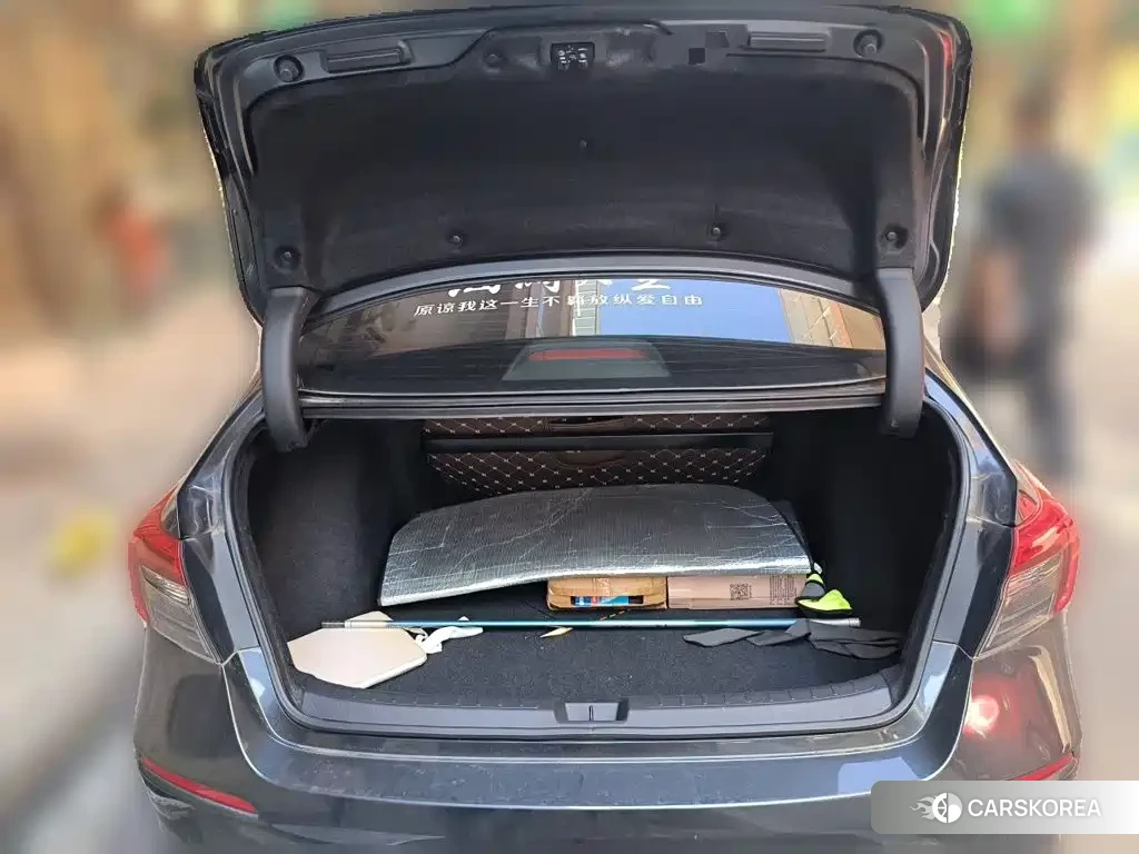 Honda Civic 2023 Silver/gray из Китая, фото 5