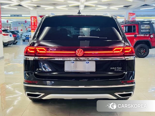 Volkswagen Tourang 2022 Черный из Китая, фото 5