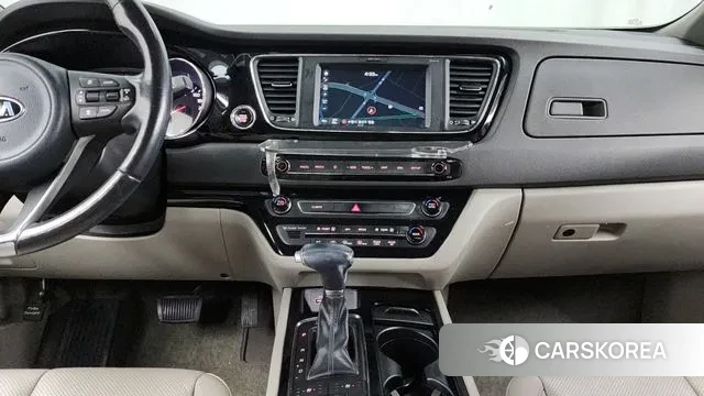 Kia All New Carnival 2018 Белый из Кореи, фото 5