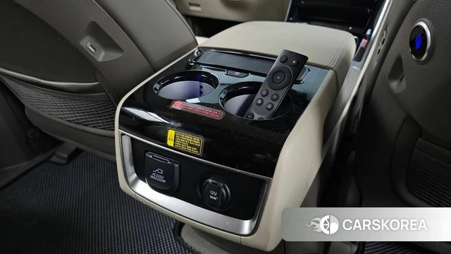 Kia Carnival 4th generation 2023 Белый из Кореи, фото 5