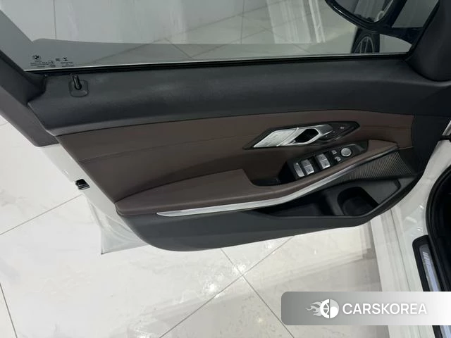 BMW 3 series 2021 Белый из Китая, фото 5