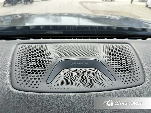 BMW 7 series 2023 Черный из Китая, фото 5