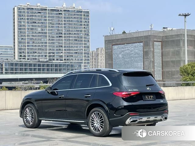 Mercedes-Benz GLC 2024 Черный из Китая, фото 5