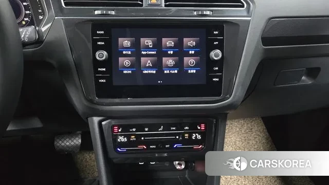 Volkswagen Tiguan second Generation 2022 Белый из Кореи, фото 5