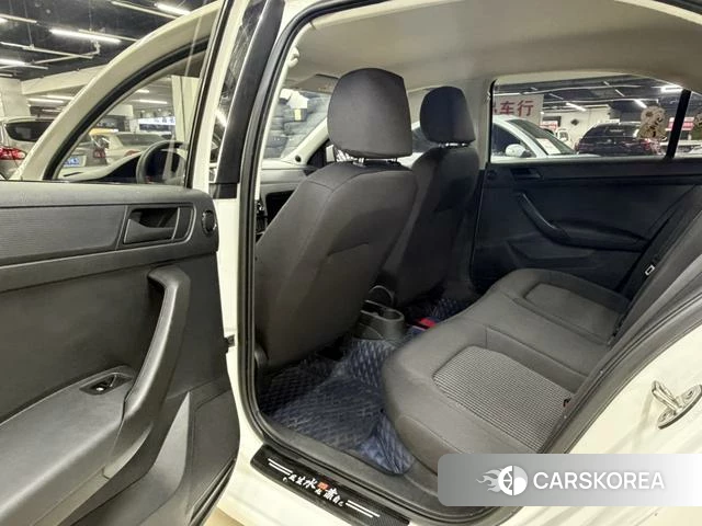 Volkswagen Santana 2021 Белый из Китая, фото 5