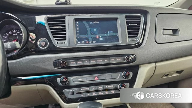 Kia All New Carnival 2018 Белый из Кореи, фото 5