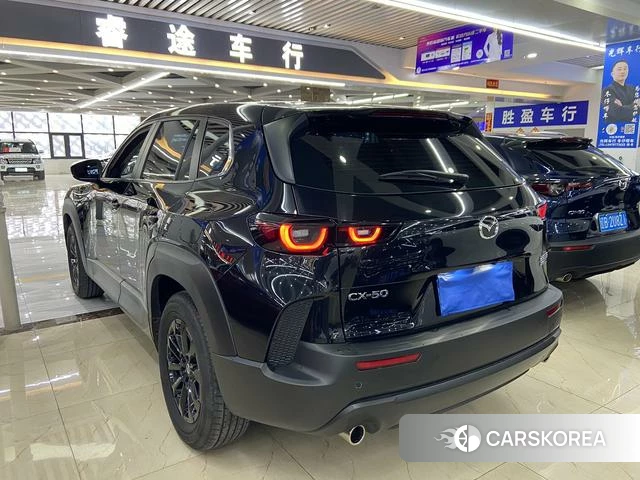 Mazda CX-50 line also 2023 Черный из Китая, фото 5