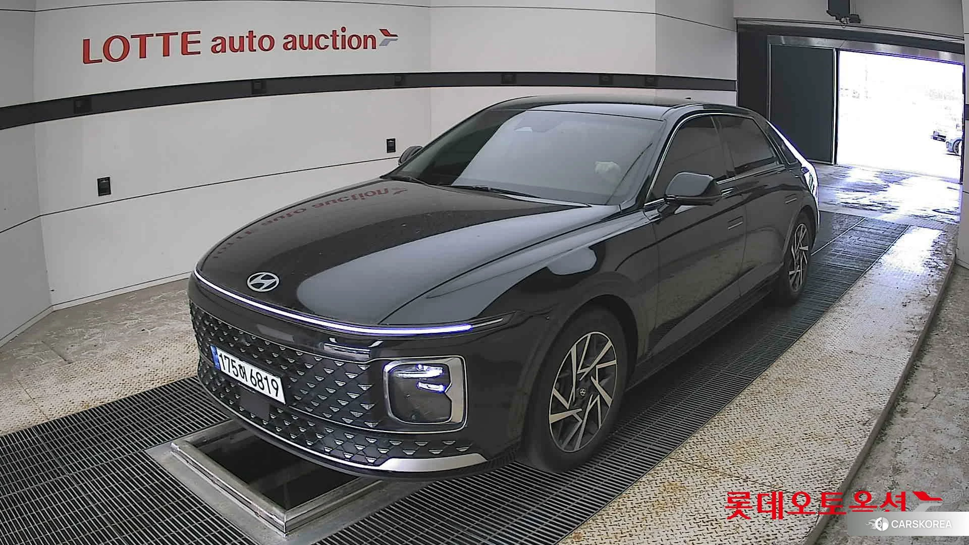 Hyundai Grandeur 2023 Abyss Black Pearl из Кореи, фото 5