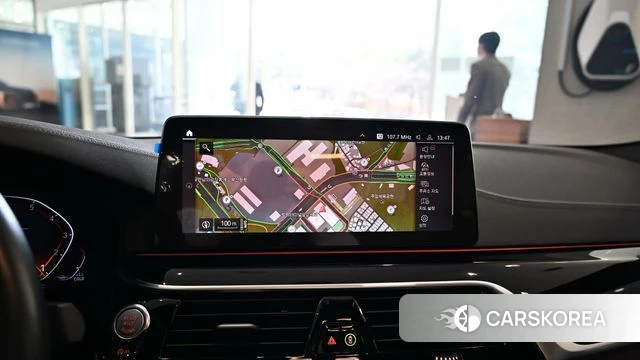 BMW 5 Series (G30) 2023 Серый из Кореи, фото 5