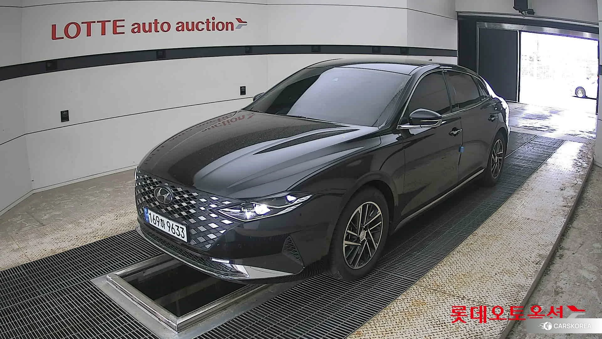 Hyundai Grandeur 2022 Midnight Black Pearl из Кореи, фото 5
