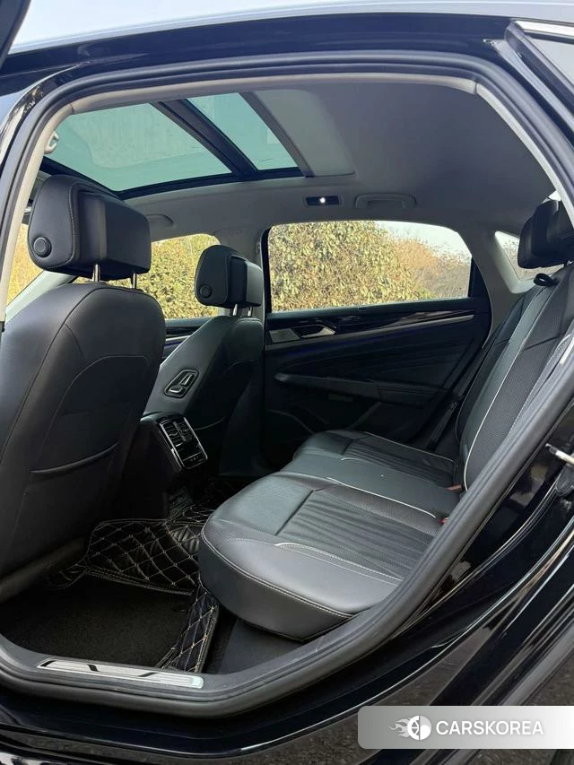 Volkswagen Passat 2023 Черный из Китая, фото 5