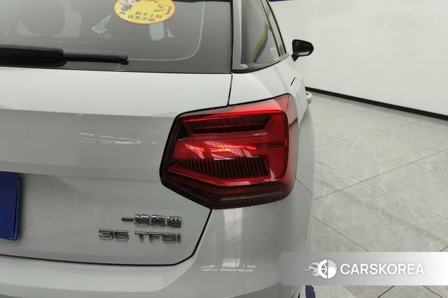 Audi Q2L 2019 Белый из Китая, фото 5