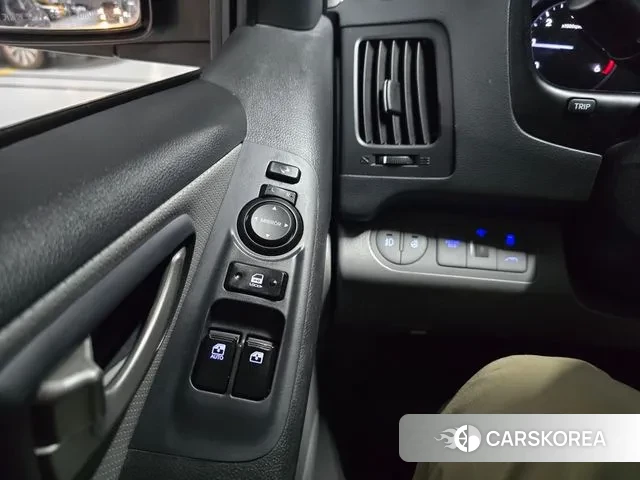 Hyundai The New Grand Starex 2018 Белый из Кореи, фото 5