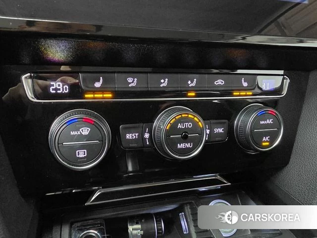 Volkswagen Passat GT (B8) 2018 Белый из Кореи, фото 5