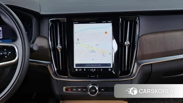 Volvo S90 2022 Серый из Кореи, фото 5