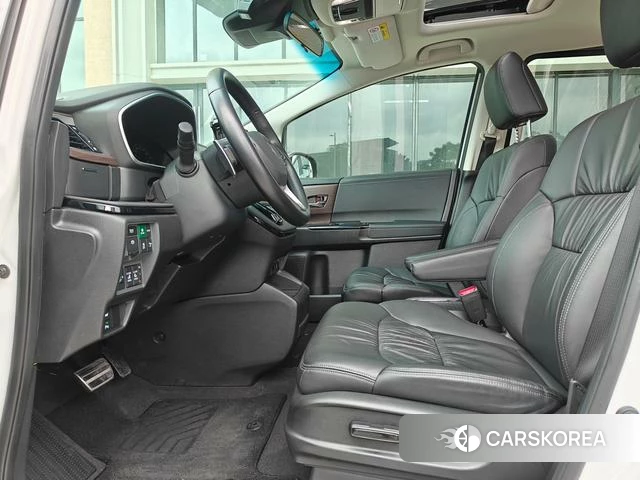 Honda Odyssey 2024 Белый из Китая, фото 5