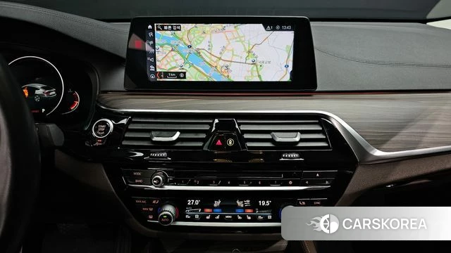 BMW 6 Series GT (G32) 2018 Серебристо-серый из Кореи, фото 5