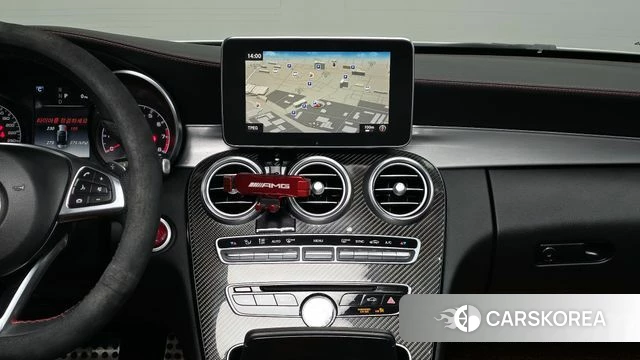 Mercedes-Benz C-Class W205 2018 Белый из Кореи, фото 5
