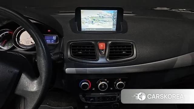 Renault Korea (Samsung) SM3 Neo 2019 Белый из Кореи, фото 5