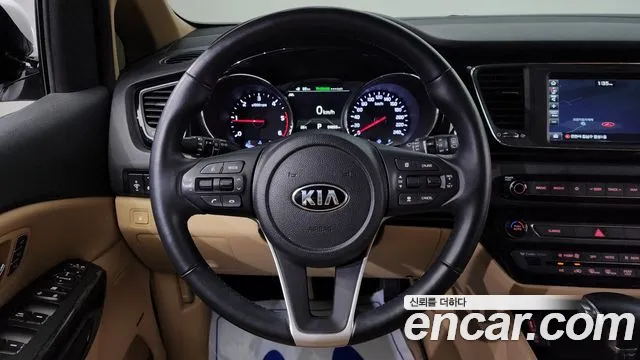 Kia The New Carnival 2019 Белый из Кореи, фото 5