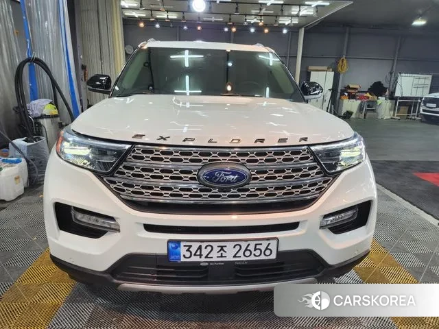 Ford Explorer 6th Generation 2023 Белый из Кореи, фото 5
