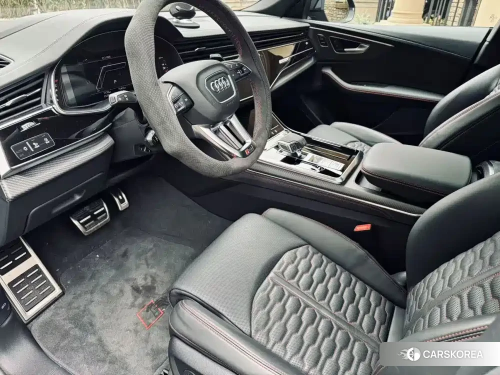 Audi RS Q8 2026 Черный из Китая, фото 5