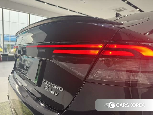 Honda Accord PHEV 2024 Черный из Китая, фото 5