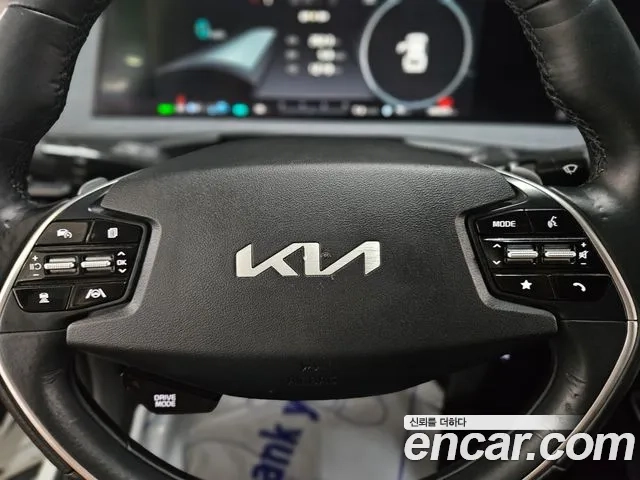 Kia EV6 2022 Жемчужный цвет из Кореи, фото 5