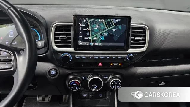 Hyundai Venue 2023 Белый из Кореи, фото 5