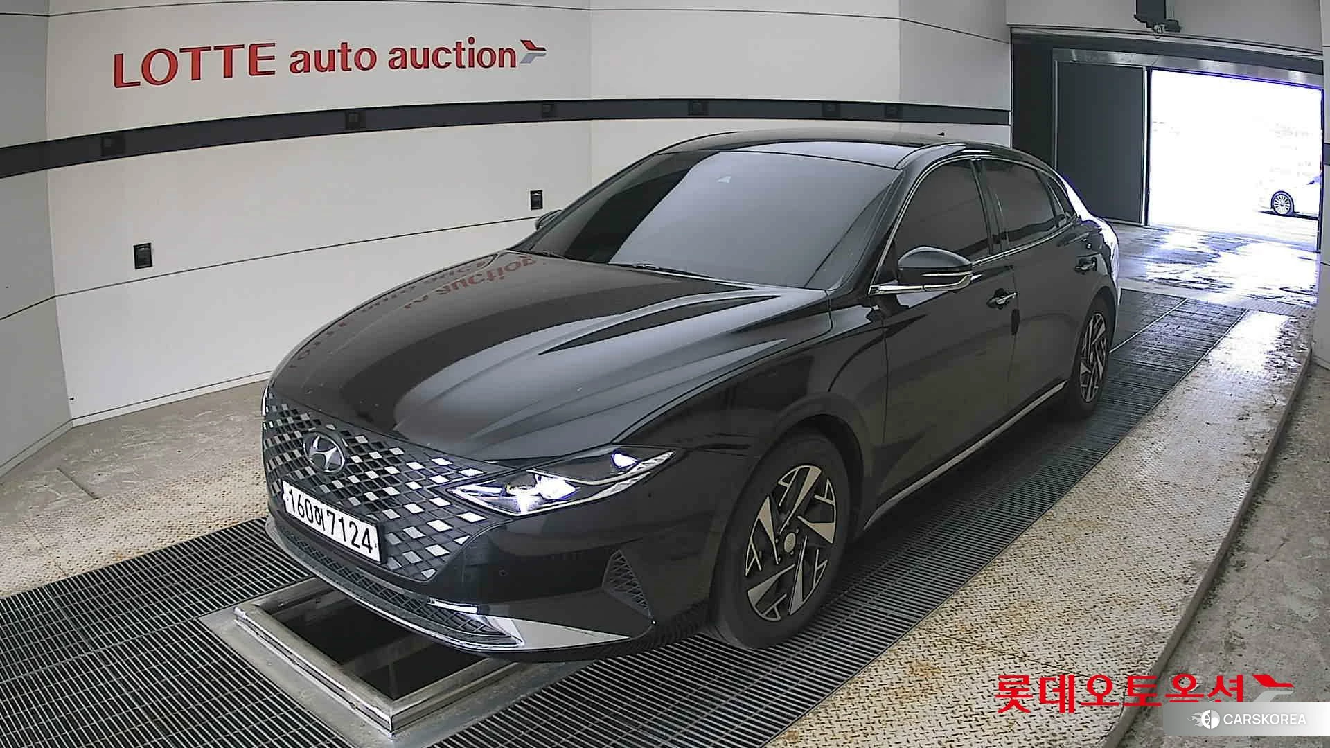 Hyundai Grandeur Hybrid 2022 Midnight Black Pearl из Кореи, фото 5