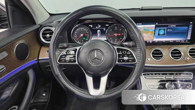 Mercedes-Benz E-Class W213 2019 Черный из Кореи, фото 5