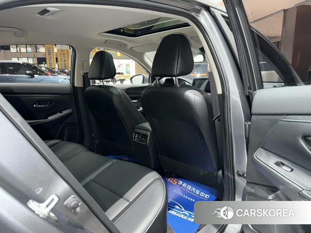 Nissan Xuan Yi 2022 Темно-серый из Китая, фото 5