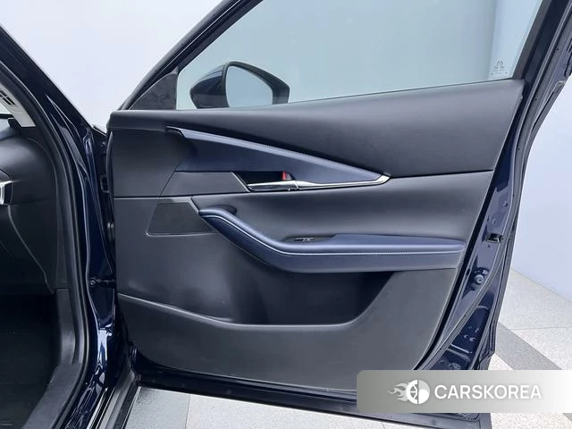 Mazda CX-30 2022 Синий из Китая, фото 5
