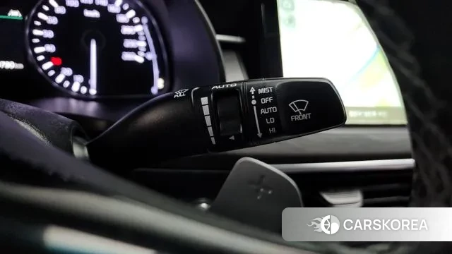 Kia K7 Premier Hybrid 2021 Белый из Кореи, фото 5