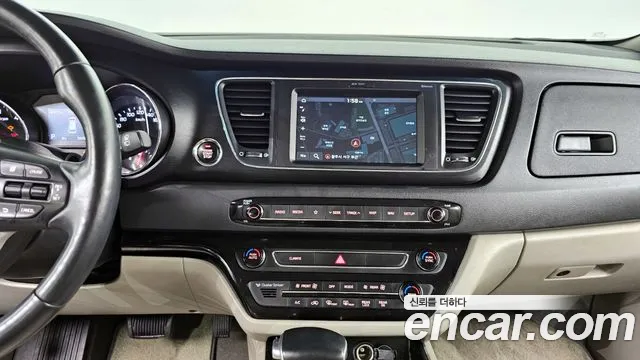 Kia The New Carnival 2018 Белый из Кореи, фото 5