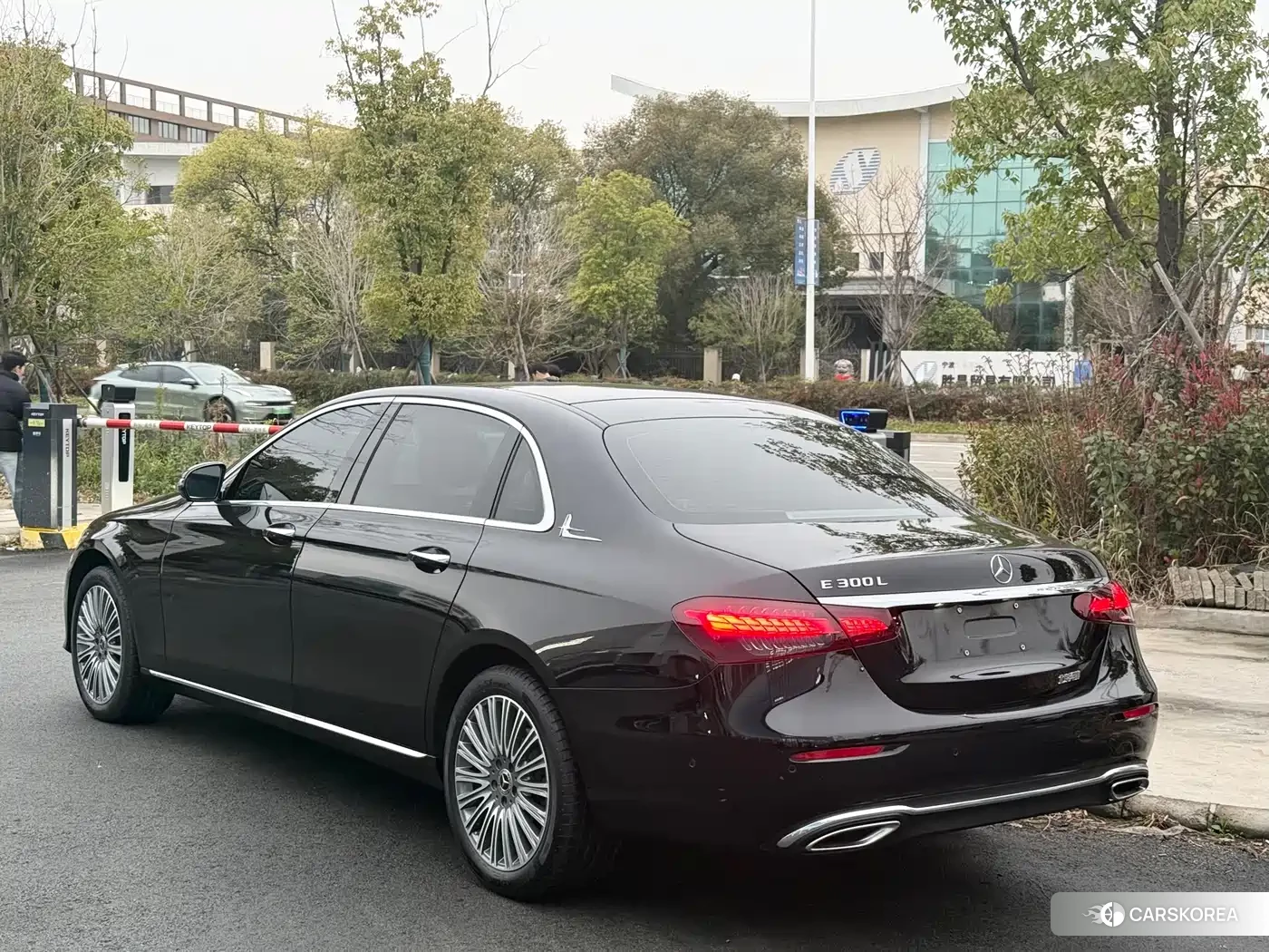 Mercedes-Benz E-Class 2020 Черный из Китая, фото 5