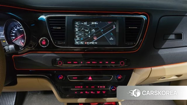 Kia The New Carnival 2018 Белый из Кореи, фото 5