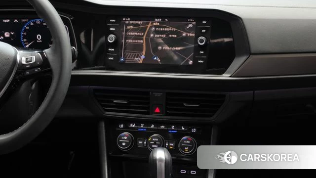 Volkswagen 7th Generation of Jetta 2021 Белый из Кореи, фото 5
