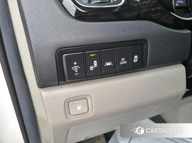 Kia The New Carnival 2018 Белый из Кореи, фото 5