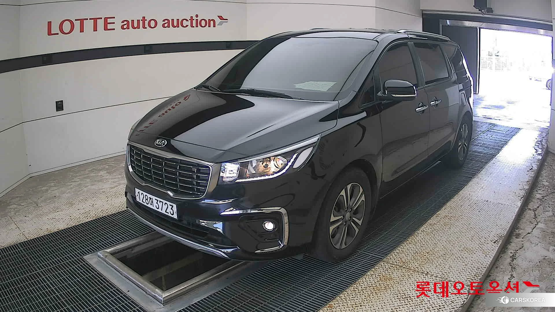 Kia Carnival 2020 Aurora Black Pearl из Кореи, фото 5