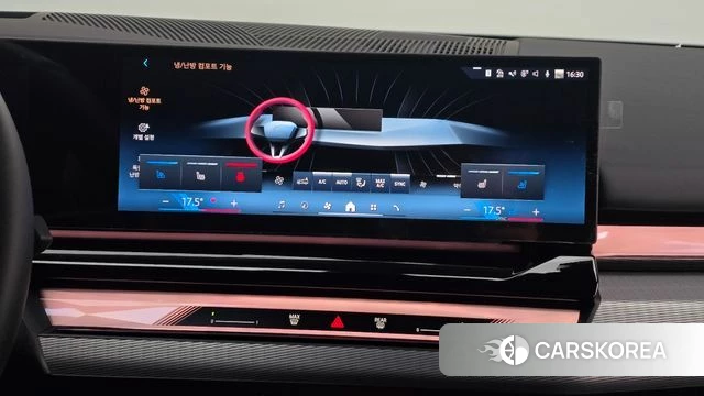 BMW 5 Series (G60) 2025 Цвет галактики из Кореи, фото 5