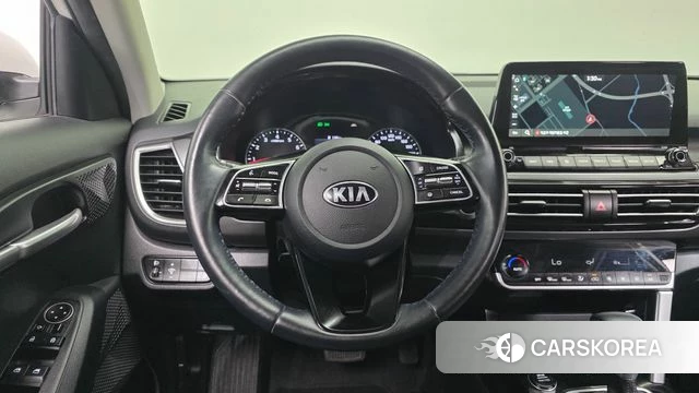Kia Seltos 2021 Белый из Кореи, фото 5