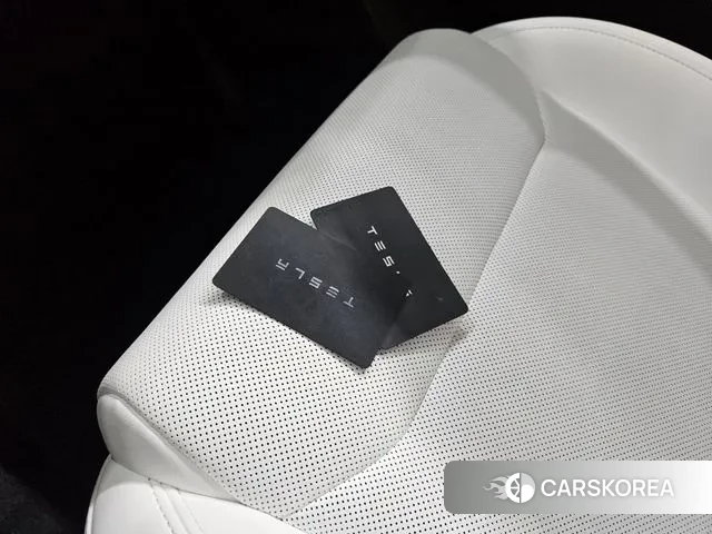 Tesla Model X 2023 Белый из Кореи, фото 5