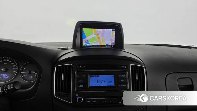 Hyundai The New Grand Starex 2018 Белый из Кореи, фото 5