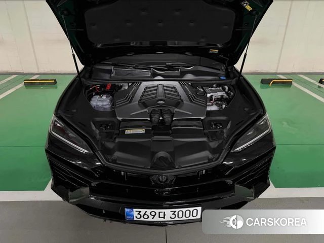 Lamborghini Urus 2026 Черный из Кореи, фото 5