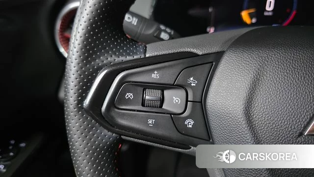 Chevrolet (GM Daewoo) Trax Crossover 2023 Белый из Кореи, фото 5