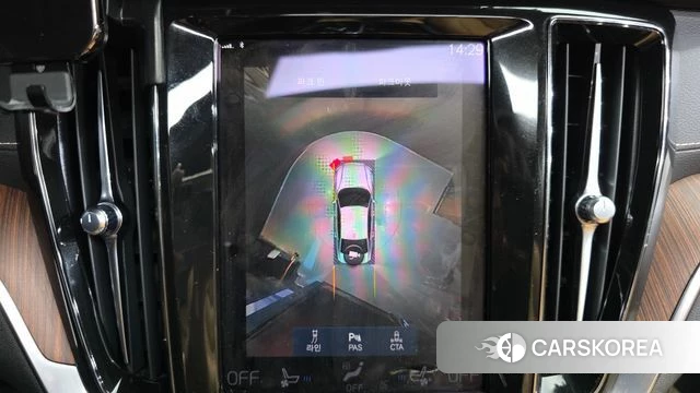 Volvo S60 3rd generation 2021 Белый из Кореи, фото 5